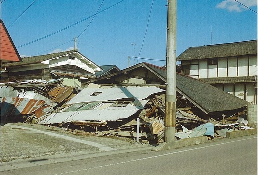 詳細表示 米山町中町の倒壊家屋